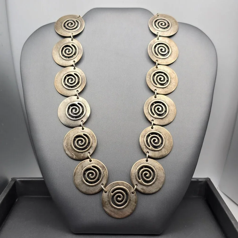 VTG Swirl Disc Medallion Statement Necklace 16" Antique Silver-Plate Adjustable - Picture 11 of 13